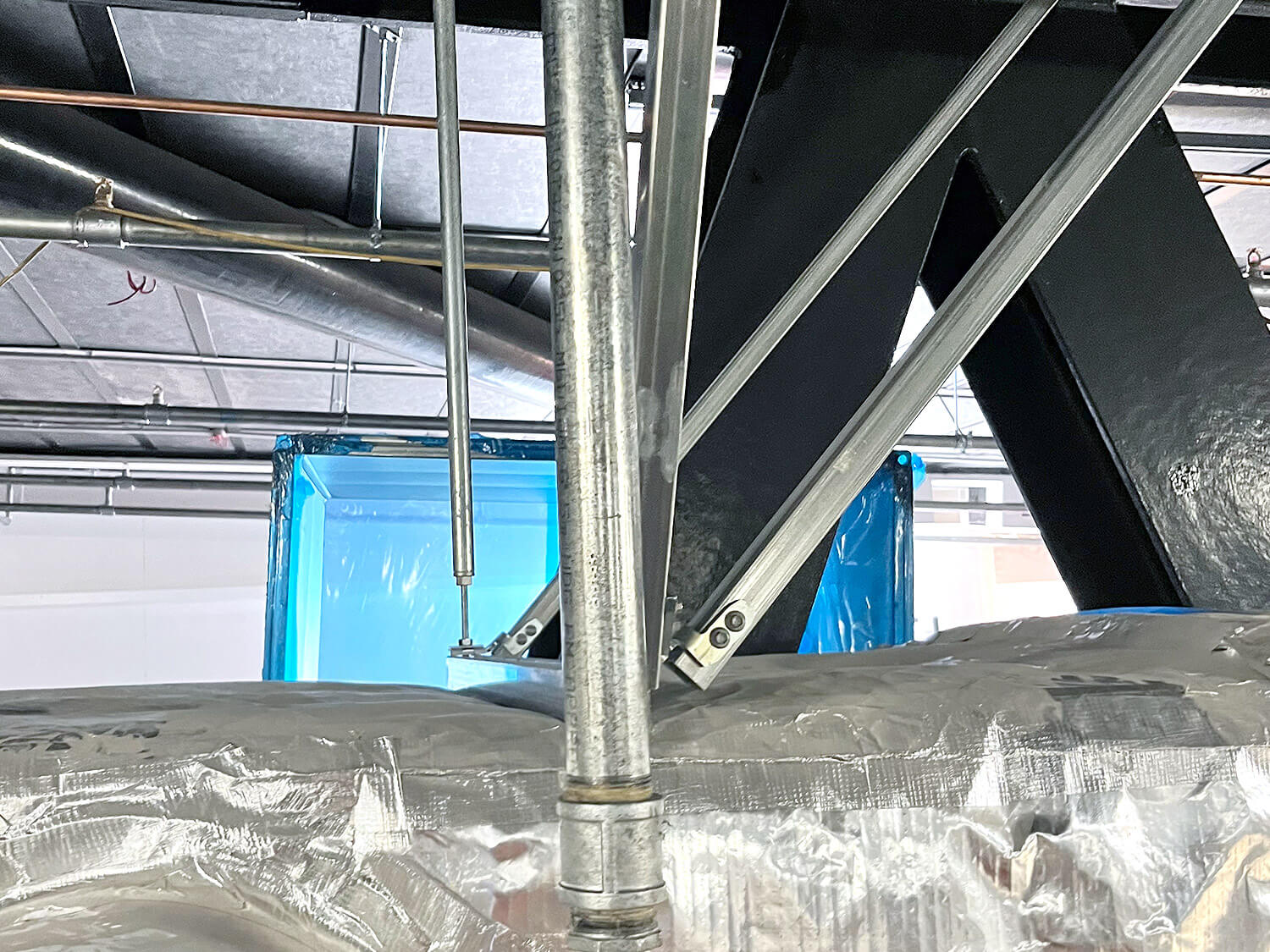Rigid bracing around ductwork