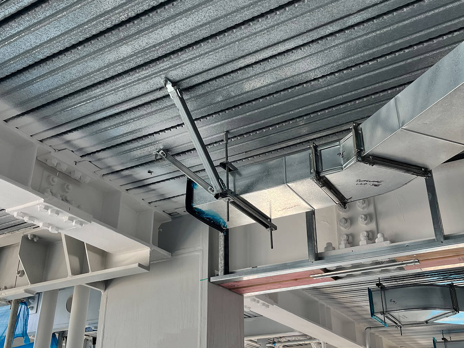 RIKTA Medium Standard Bracing