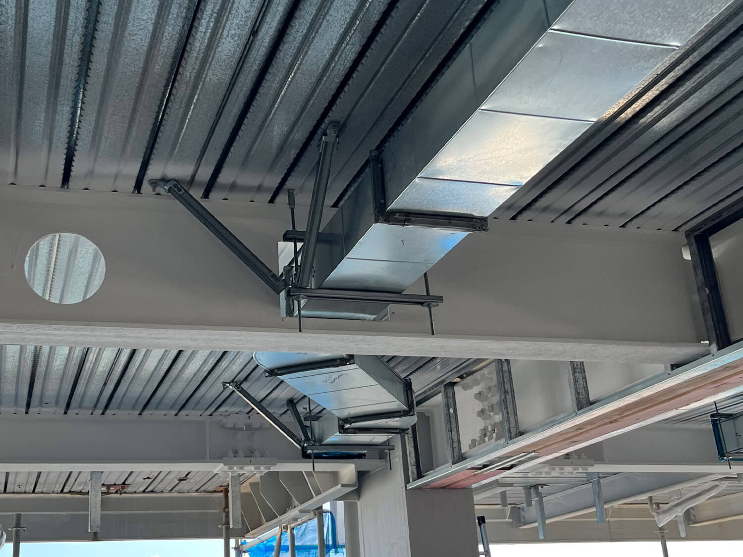RIKTA Medium Standard Bracing